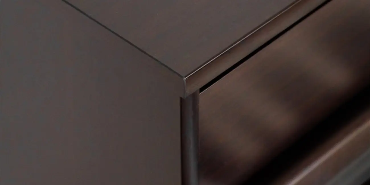Kawai CA 701 cabinet edge in detail