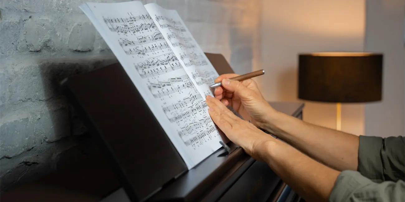 Kawai CA 701 notes on a music sheet at the digital piano
