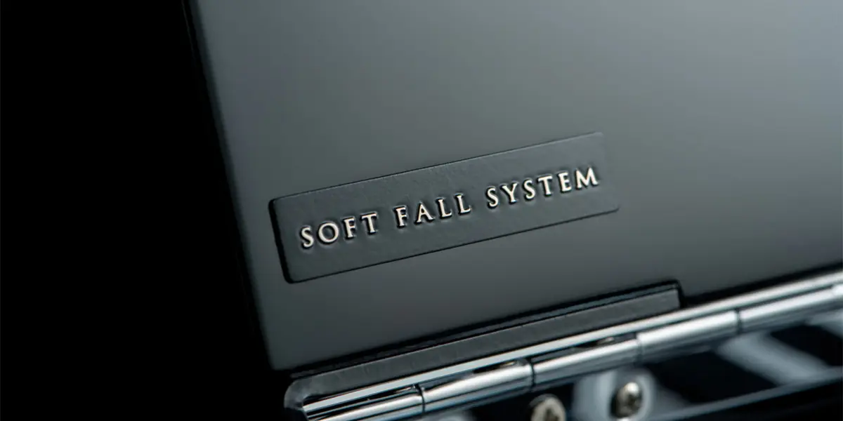 Système de chute souple Kawai NV6 en détail