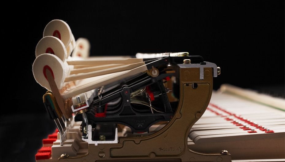 Kawai Millennium III Mechanik eines akustischen Klaviers