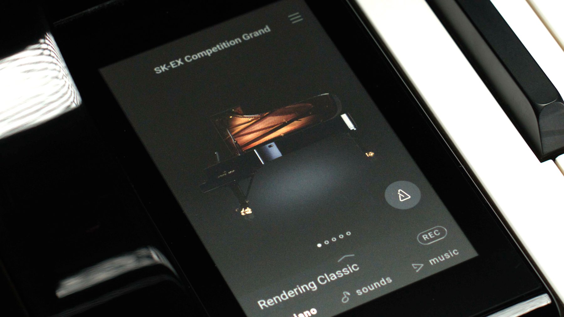 Der Touchscreen des Kawai NOVUS NV12 mit der Klangauswahl