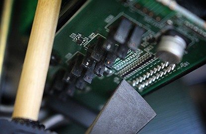 Optische Hammer-Sensoren über der Mechanik des Kawai NOVUS NV6