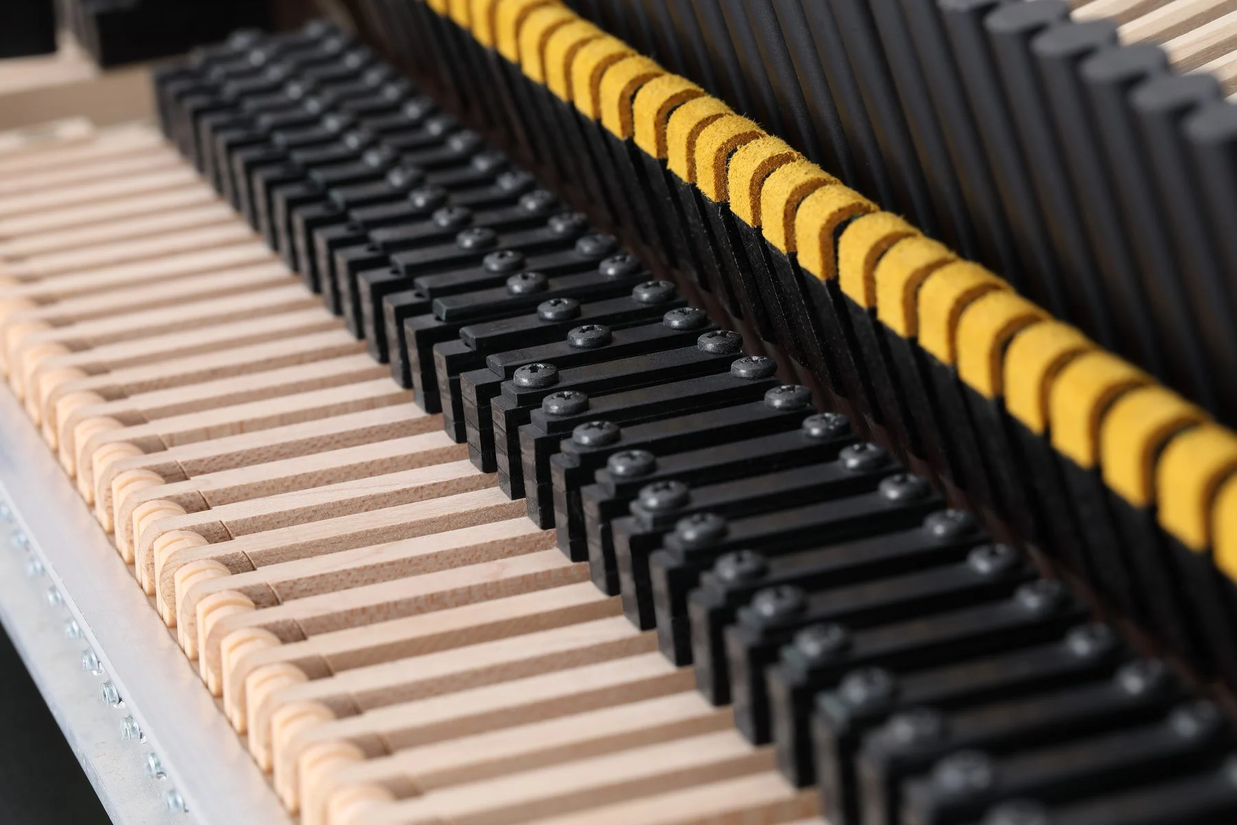 The real damper mechanism behind the keyboard action of the NOVUS NV12