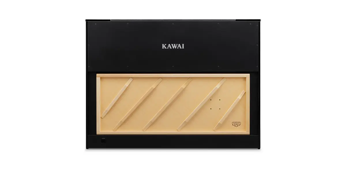 Kawai NV6 Rückseite mit Resonanzboden